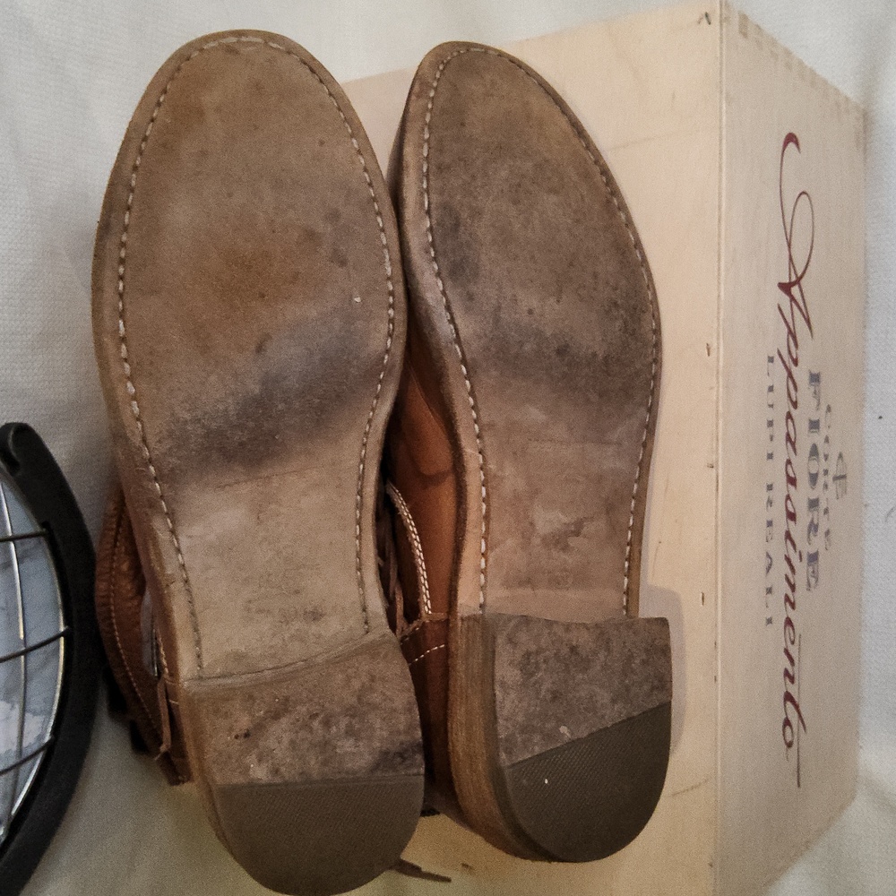Blackstone brandy luggage leather pull on booties made in Indonesia 39 8 8.5 - Picture 6 of 6